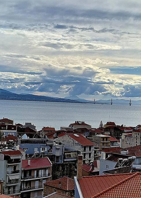 360ᵒ Lepanto Apartment Návpaktos Eksteriør bilde